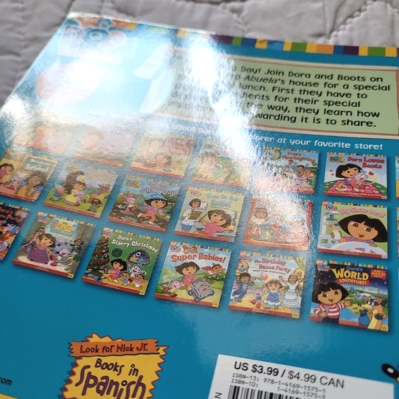 3/$15 🌸 Dora The Explorer #22 It's Sharing Day! - Picture 4 of 7